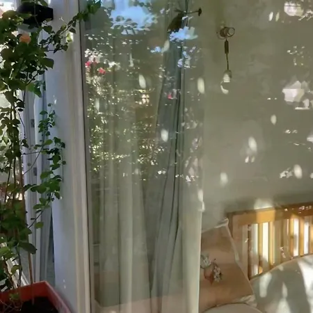 Bed and breakfast Votre Avec Salle De Bain Privée Et Balcon Végétal à Lisbonne Amoreiras - Your With Private Bathroom&balcony In Amoreiras 3*